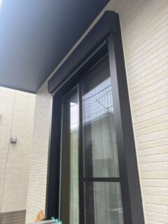 狛江市の新築手動シャッターを電動化工事　 #窓シャッター #電動化 #LIXIL #ソムフィキット #快適 #防犯 #エアコン #効率アップ #内窓 #東京都