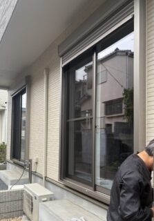 船橋市でLIXILの手動シャッターを電動化工事　 #窓シャッター #電動化 #LIXIL #新築分譲 #ソムフィキット #快適 #防犯 #エアコン効率 #千葉県
